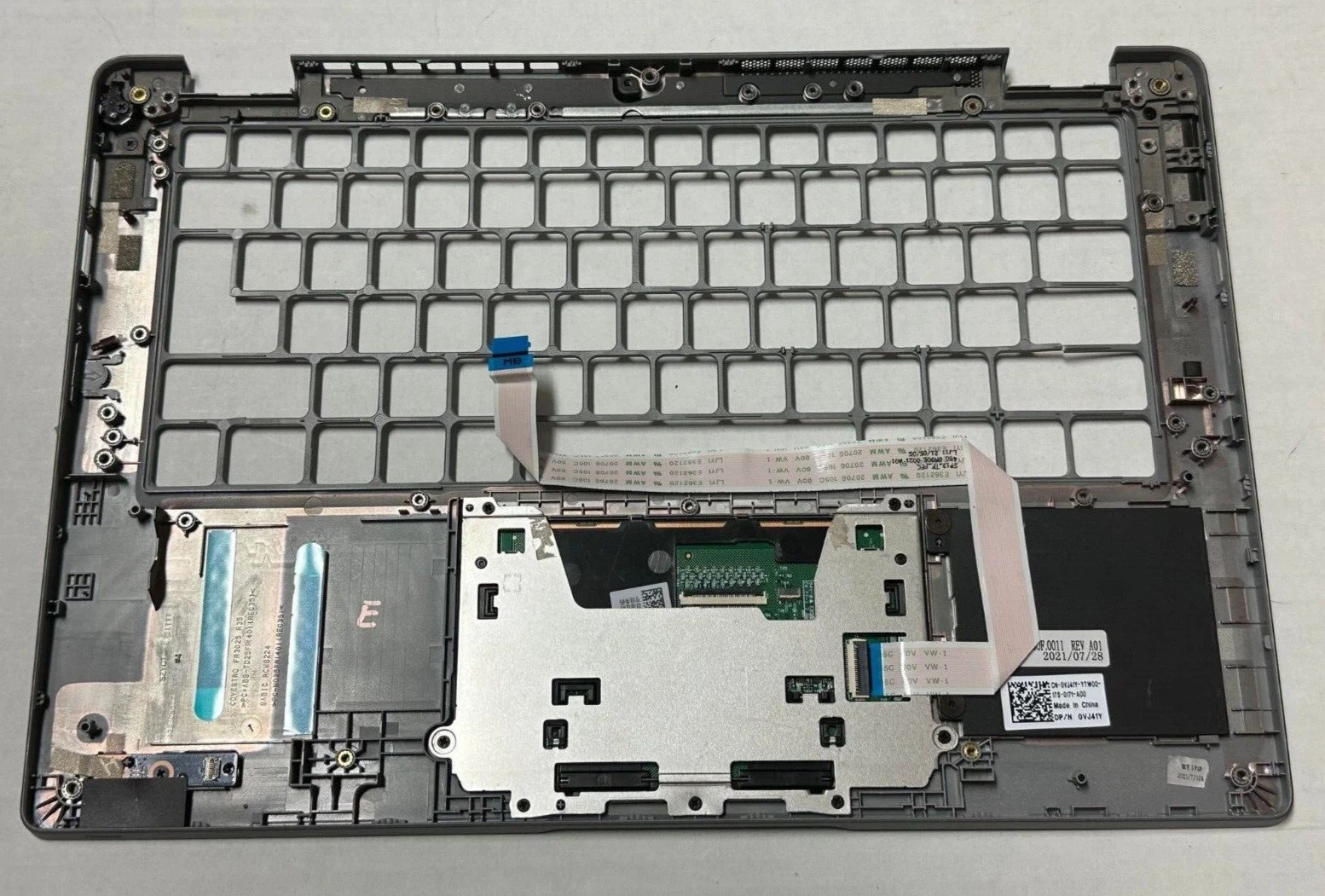 VJ41Y Dell Latitude 5320 Palmrest Touchpad US Backlit Keyboard 0VJ41Y W10 - Image 2