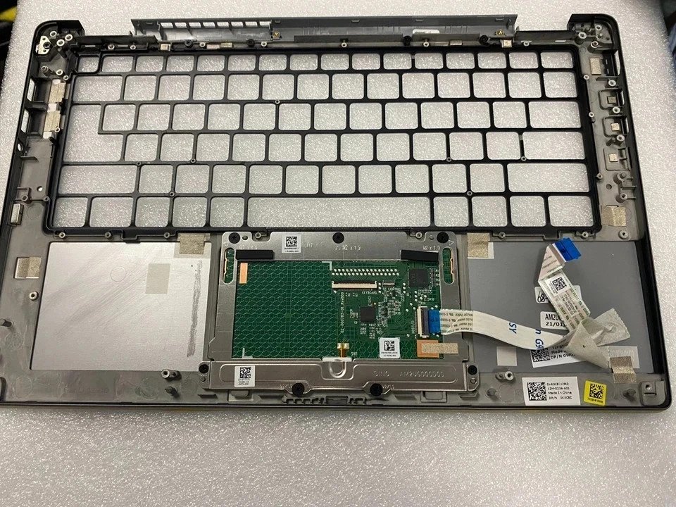 W0WKK 0KXC8C FOR DELL Latitude 7410 Silver C Shell Cover Upper Palmrest W10 - Image 3