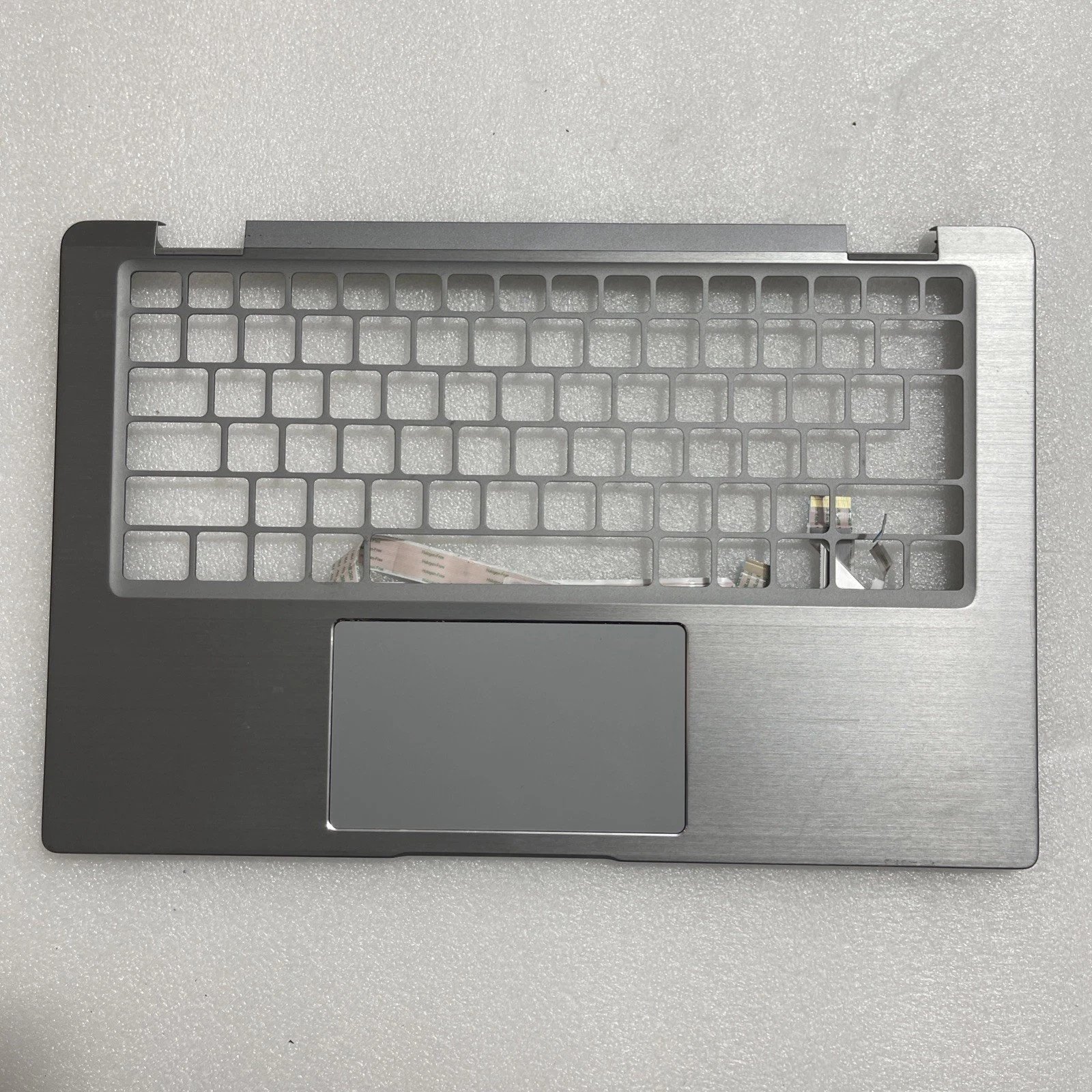 8HVCY GENUINE DELL LATITUDE 7420 PALMREST TOUCHPAD ASSEMBLY 9MGJK 08HVCY W10