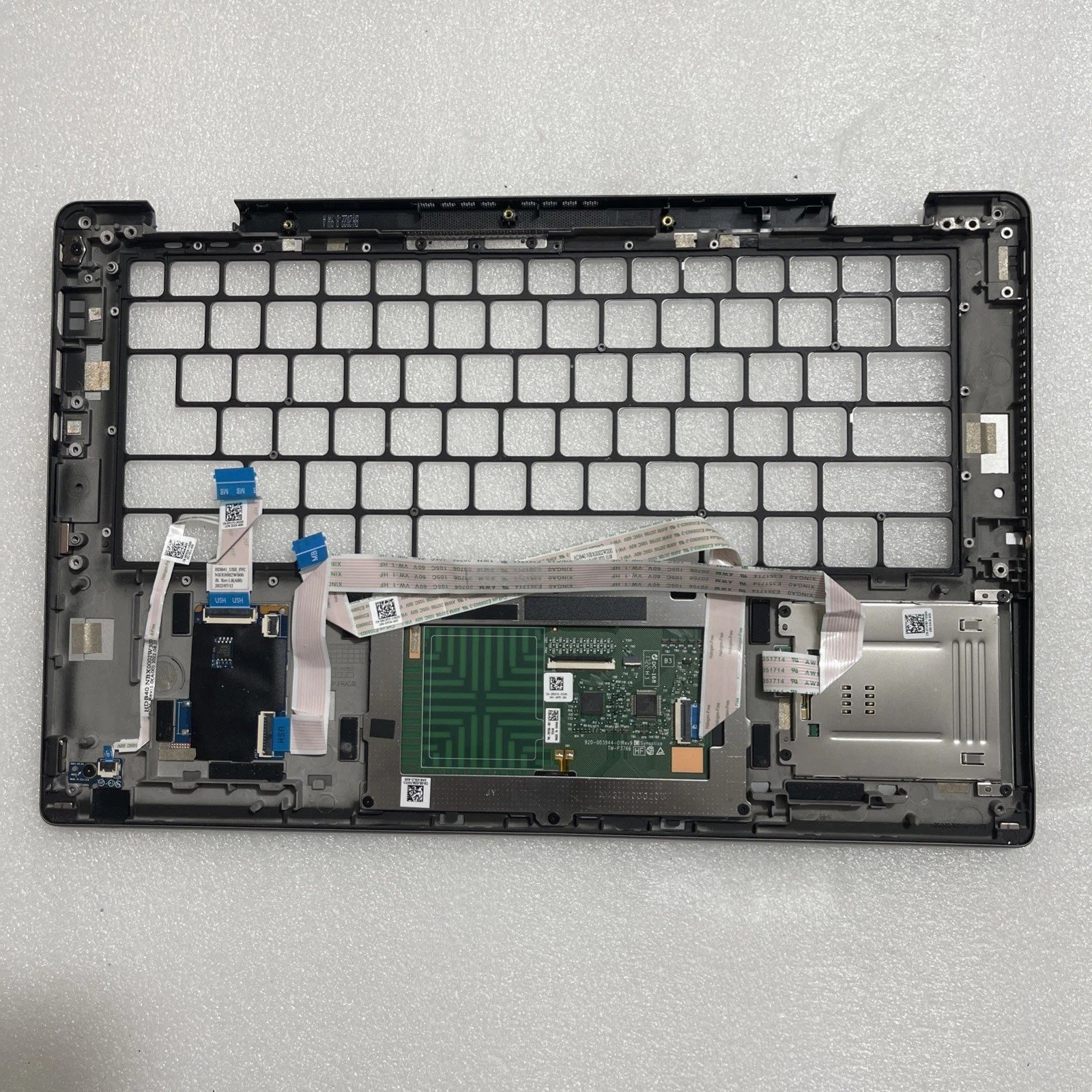 8HVCY GENUINE DELL LATITUDE 7420 PALMREST TOUCHPAD ASSEMBLY 9MGJK 08HVCY W10 - Image 2