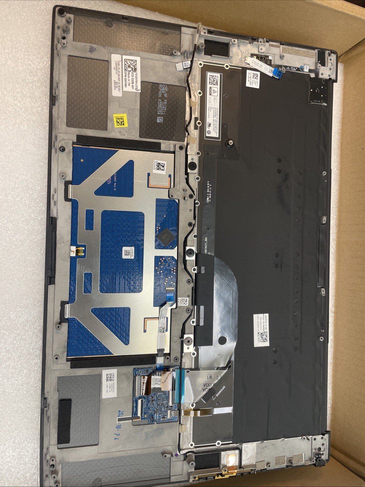 24K6R Dell XPS 9500 Touchpad Palmrest Laptop Keyboard DKFWH 24K6R W9 - Image 2