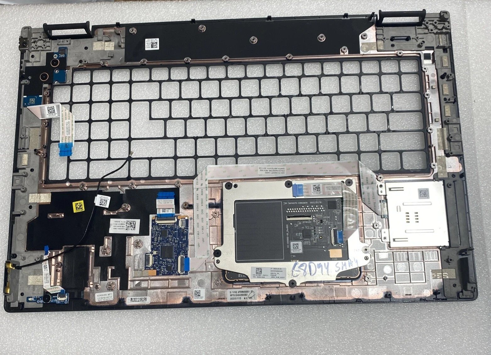 C8D9Y Dell Precision 17 7770 7780 Touchpad Palmrest W SC Y40CN W10 - Image 3