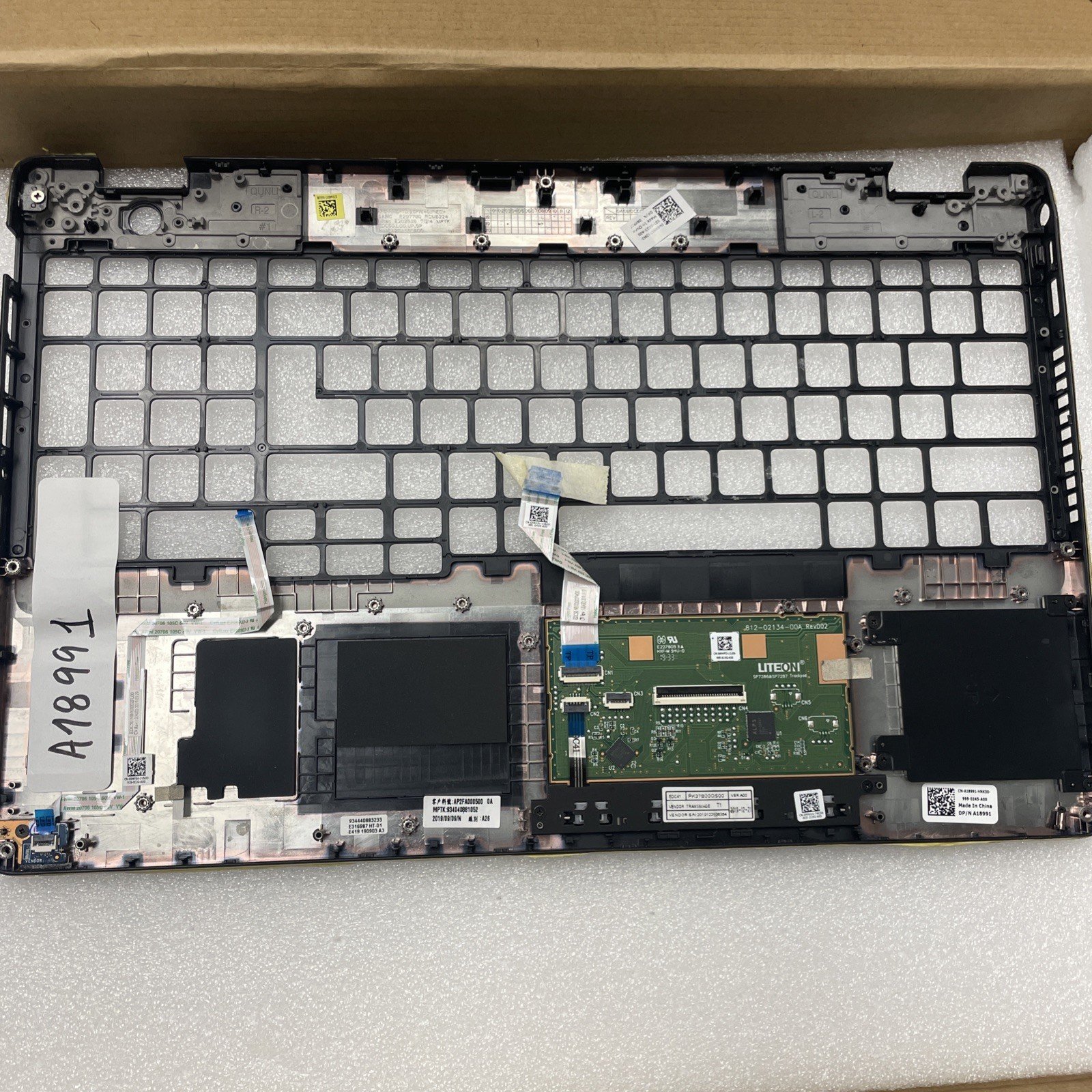 A18991 For Dell Latitude 5500 E5500 precision 3540 Keyboard Bezel Upper Case W8 - Image 2