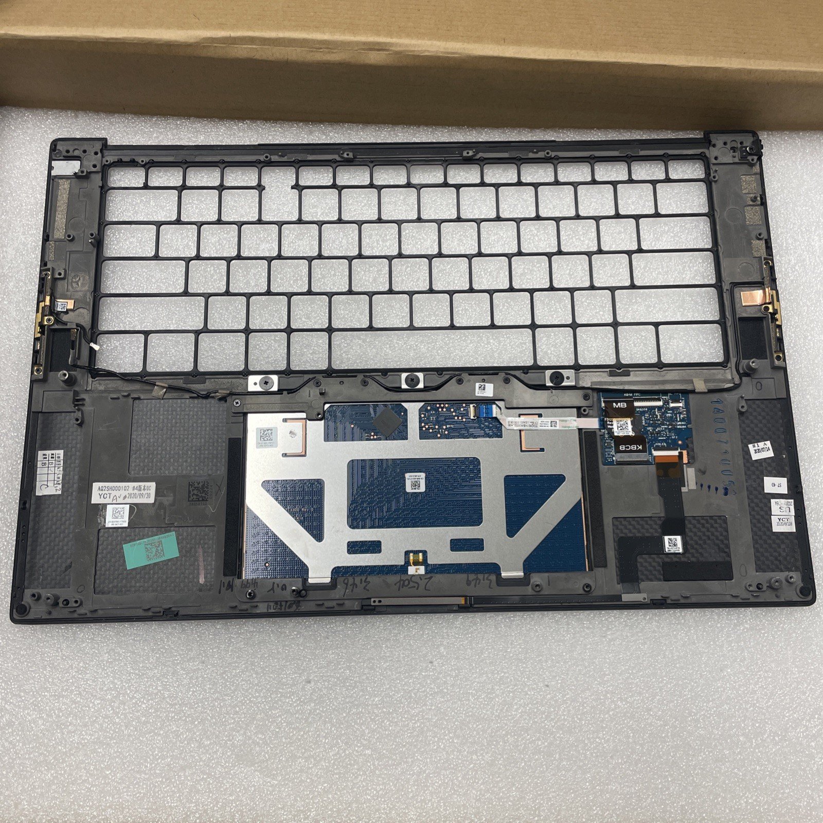 DKFWH Dell XPS 9500 9510 Palmrest Touchpad Keyboard DKFWH 05Y9T0 W8 - Image 2