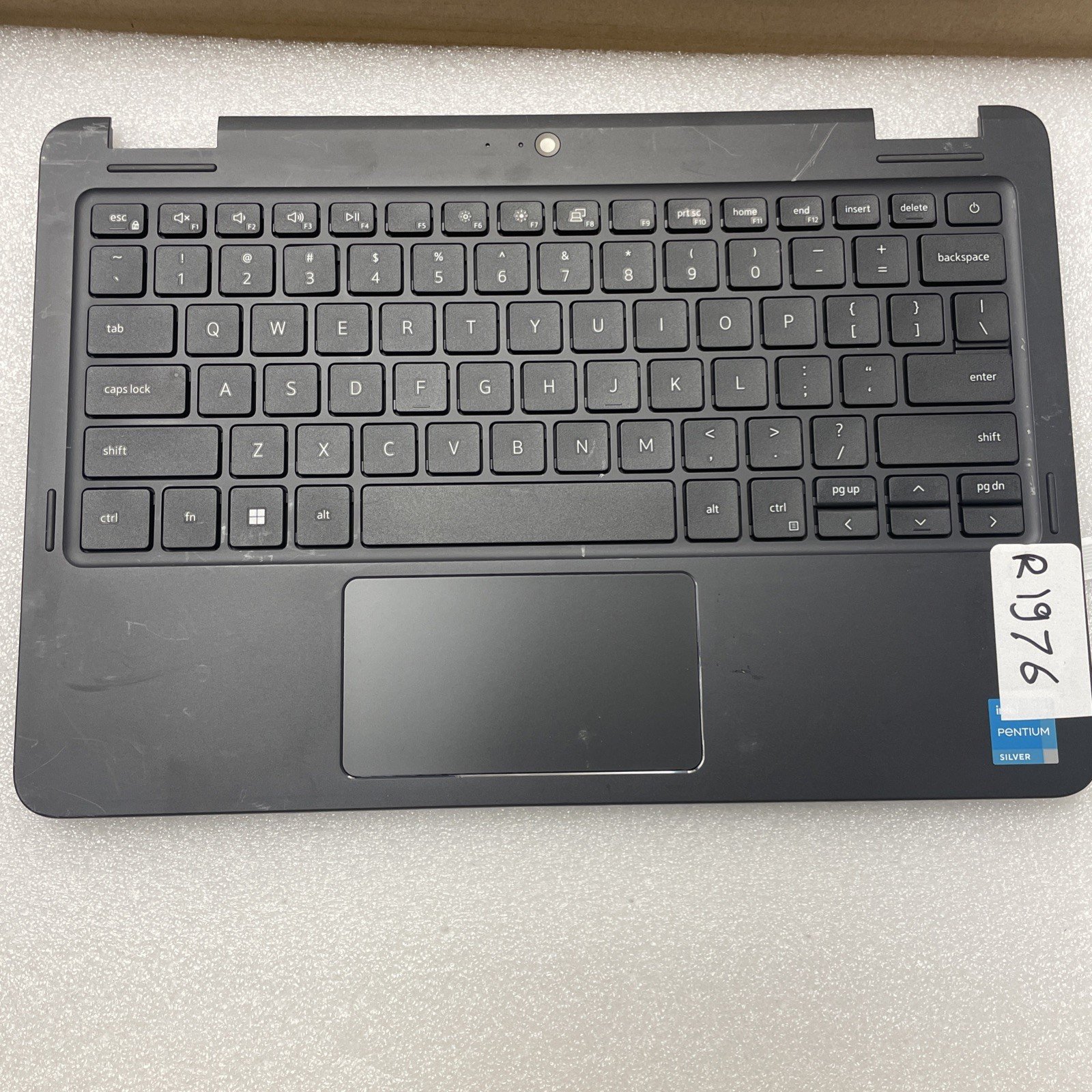 R1976 Dell Latitude 11-3120 Palmrest US ENGLISH Keyboard Touchpad- R1976 W8