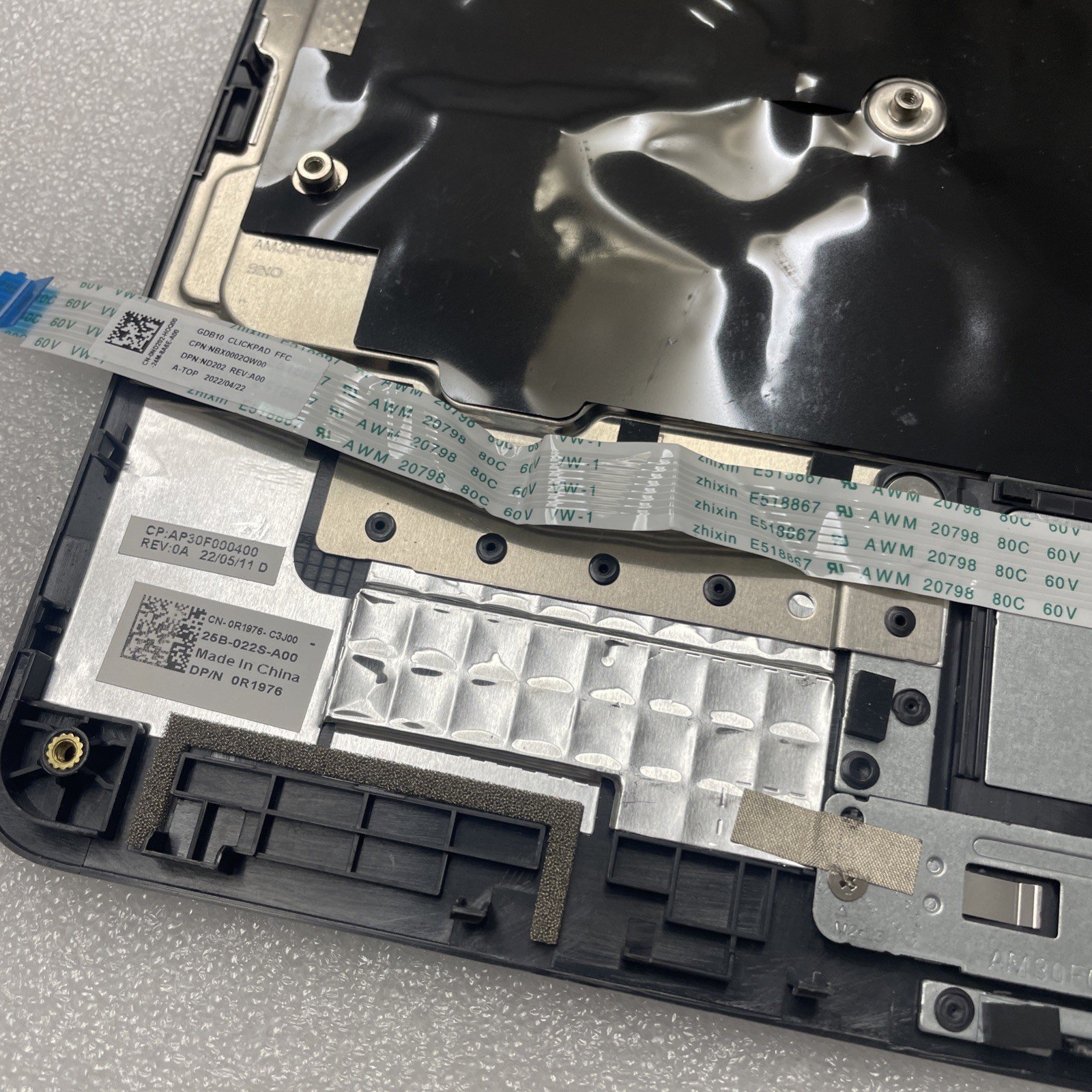 R1976 Dell Latitude 11-3120 Palmrest US ENGLISH Keyboard Touchpad- R1976 W8 - Image 4