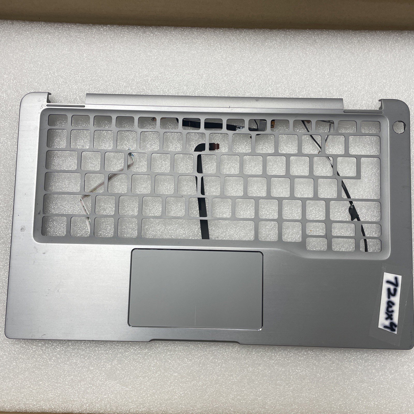72WX4 Dell Latitude 7400 2-in-1 Palmrest Keyboard Trackpad Battery 72WX4 W8