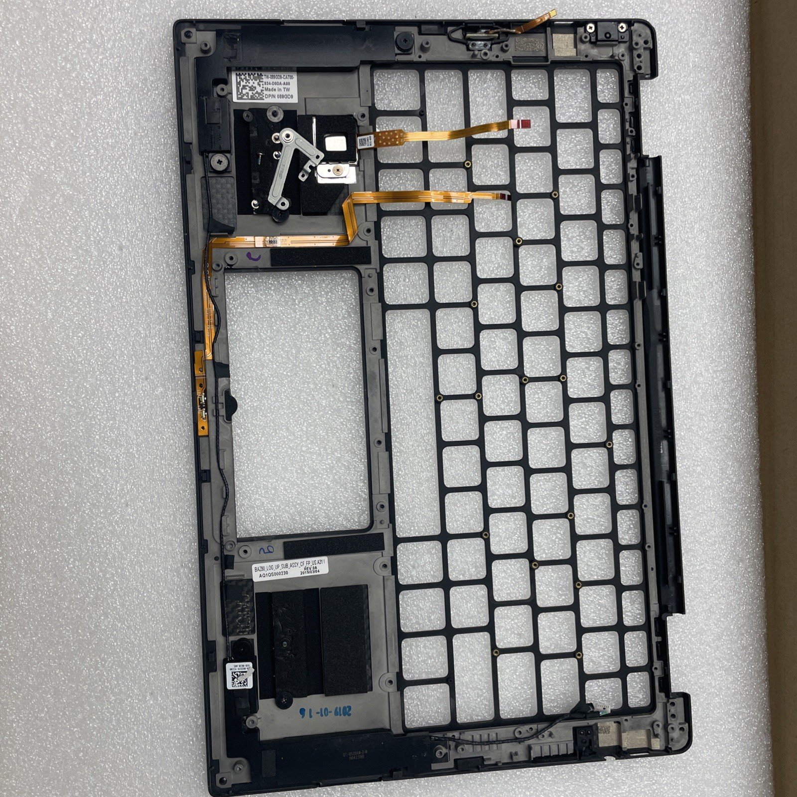 89GD9 WPCF9 DELL TOP COVER WITH KEYBOARD XPS 13 9365 P71G W8 - Image 2