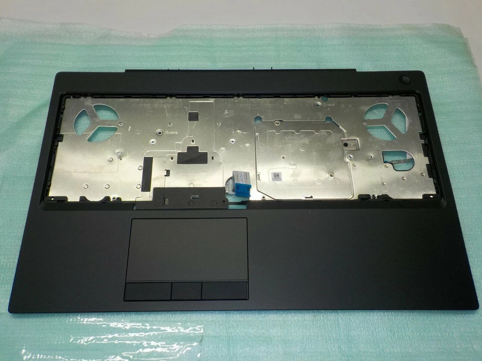 6WR7D Dell Precision 7530 Laptop Black Palmrest Touchpad Assembly 6WR7D W3