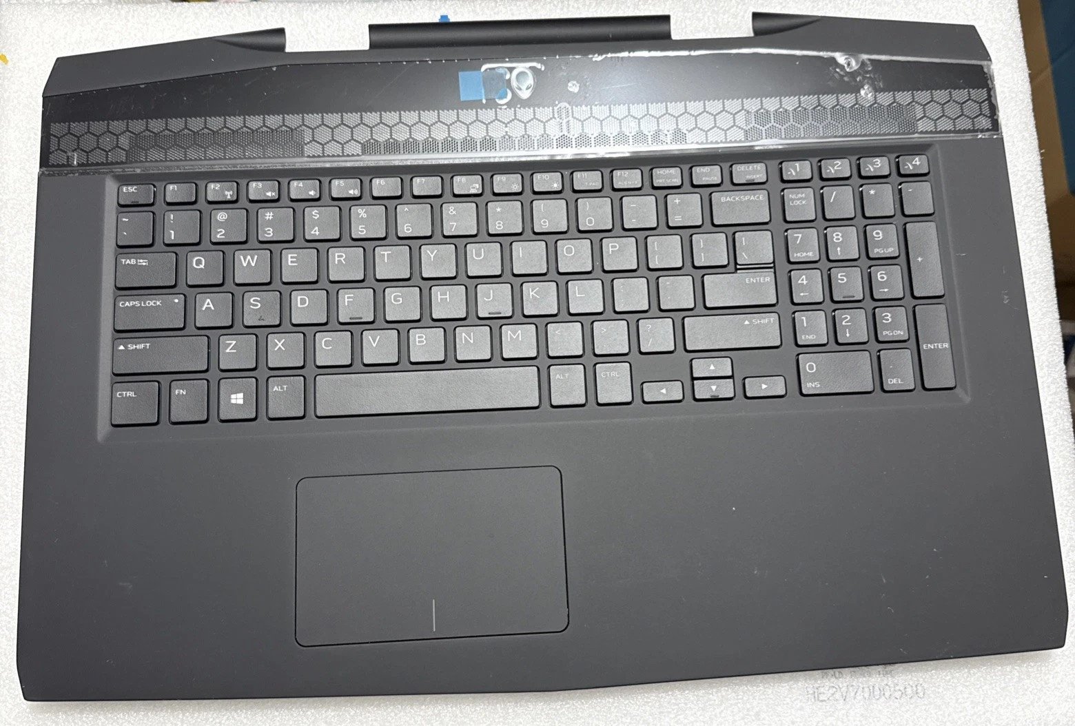 GYGKG Dell Alienware M17 Laptop Palmrest Touchpad US Keyboard D/P GYGKG P56