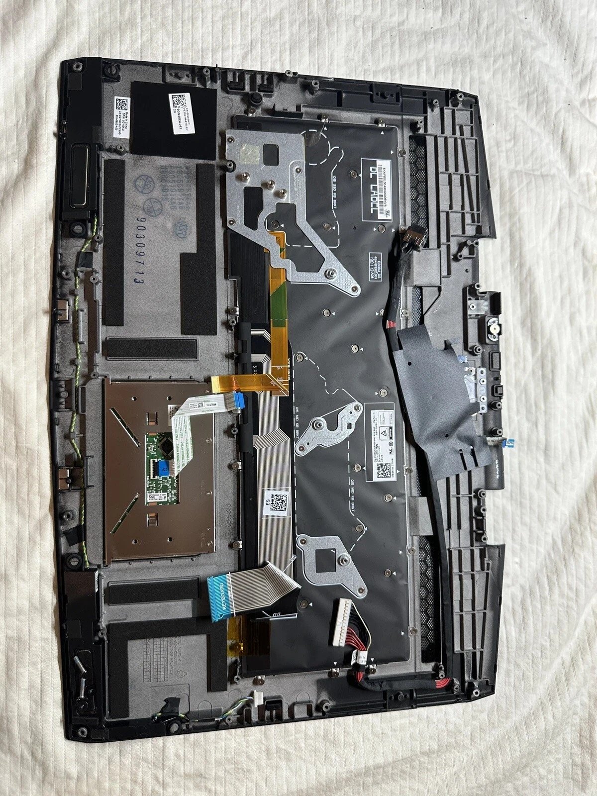 GYGKG Dell Alienware M17 Laptop Palmrest Touchpad US Keyboard D/P GYGKG P56 - Image 2