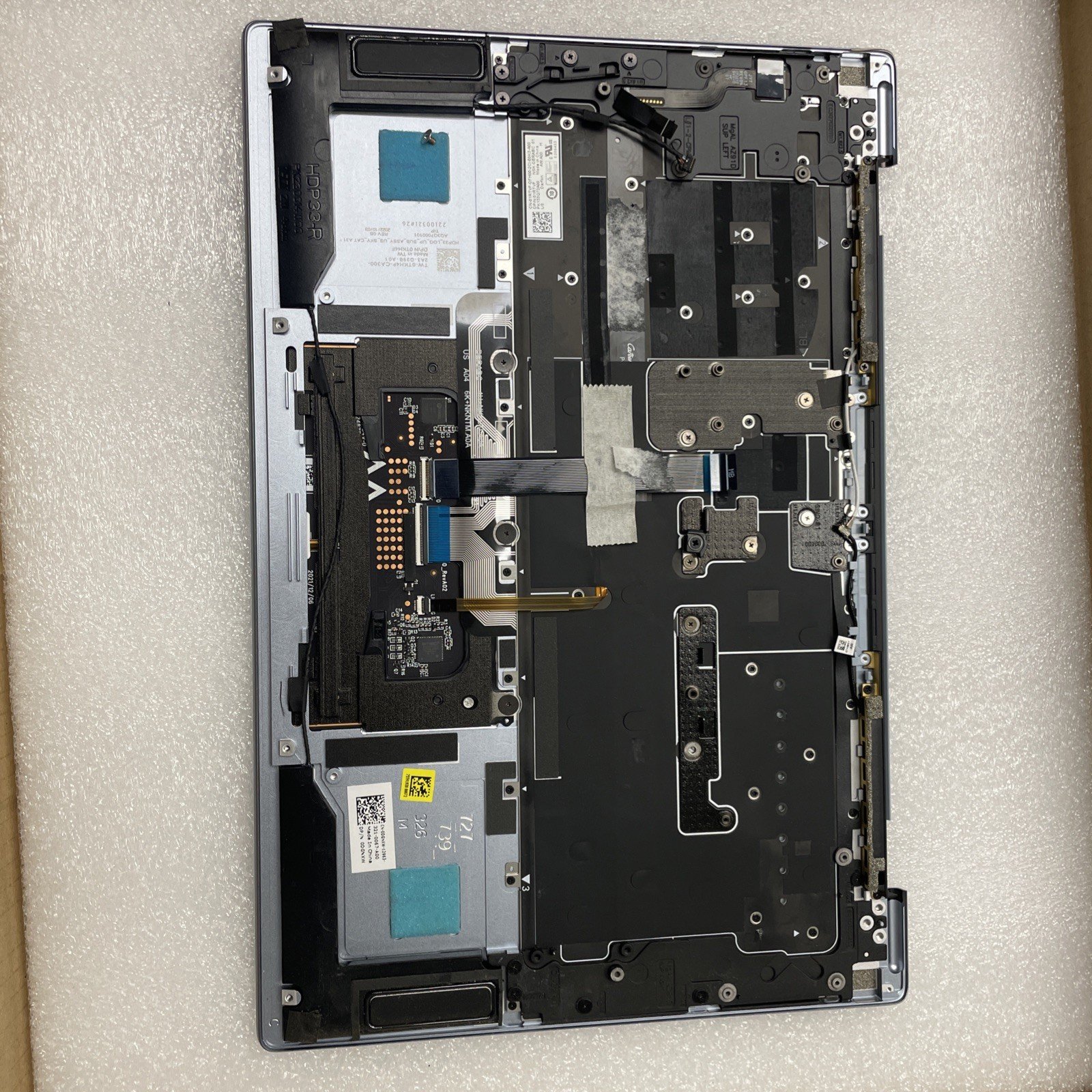 TKH4F DELL XPS 13 LAPTOP KEYBOARD PALMREST TOUCHPAD ASSEMBLY SKY BLUE TKH4F P26 - Image 2