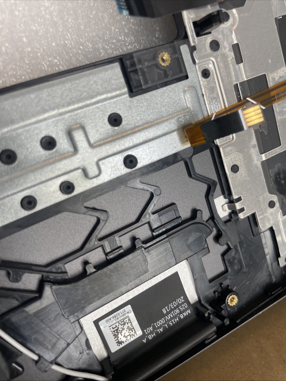 2KF2N Dell Inspiron 15 7590 Laptop Palmrest ENGLISH Backlit Keyboard 2KF2N P11 - Image 4