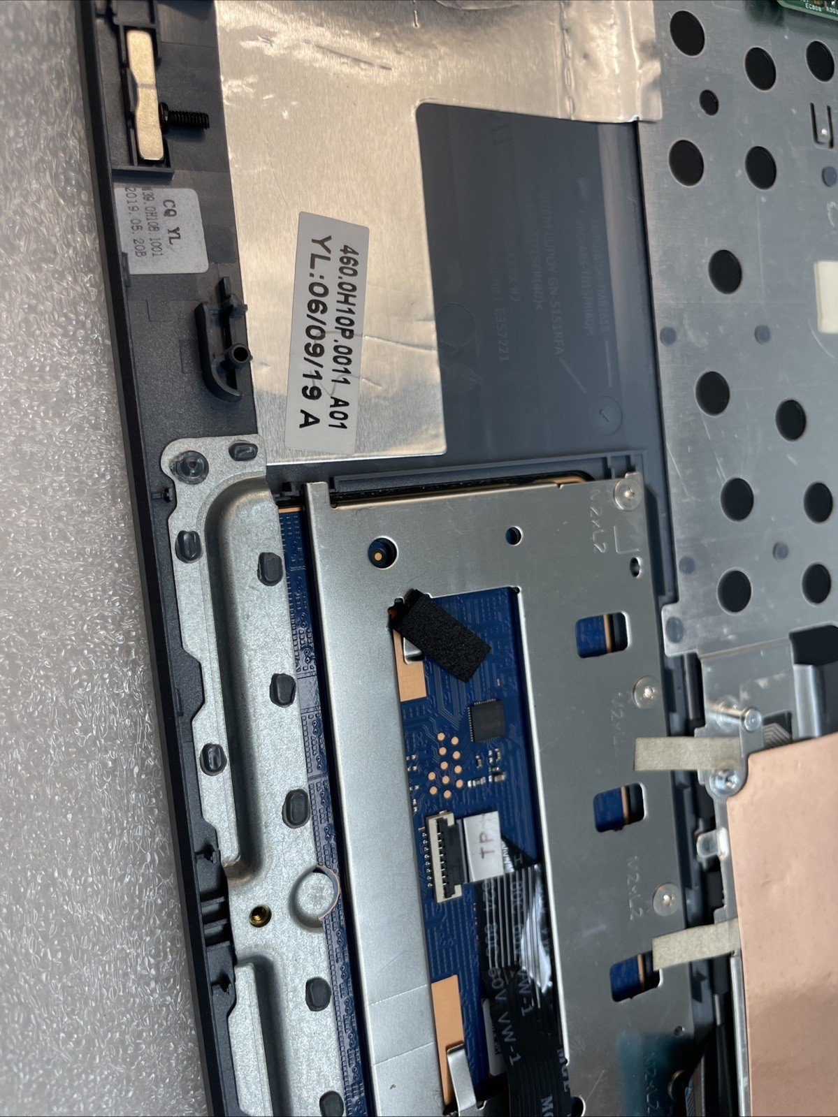 GENUINE DELL INSPIRON 11 3195 2-in-1 PALMREST / TOUCHPAD / KEYBOARD NMFW3 0NMFW3 - Image 3