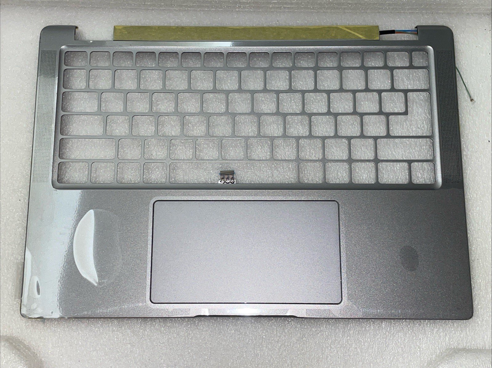 NYD1R Dell Latitude 7440 2-in-1 Palmrest Touchpad 65YT5 065YT5 0NYD1R W18