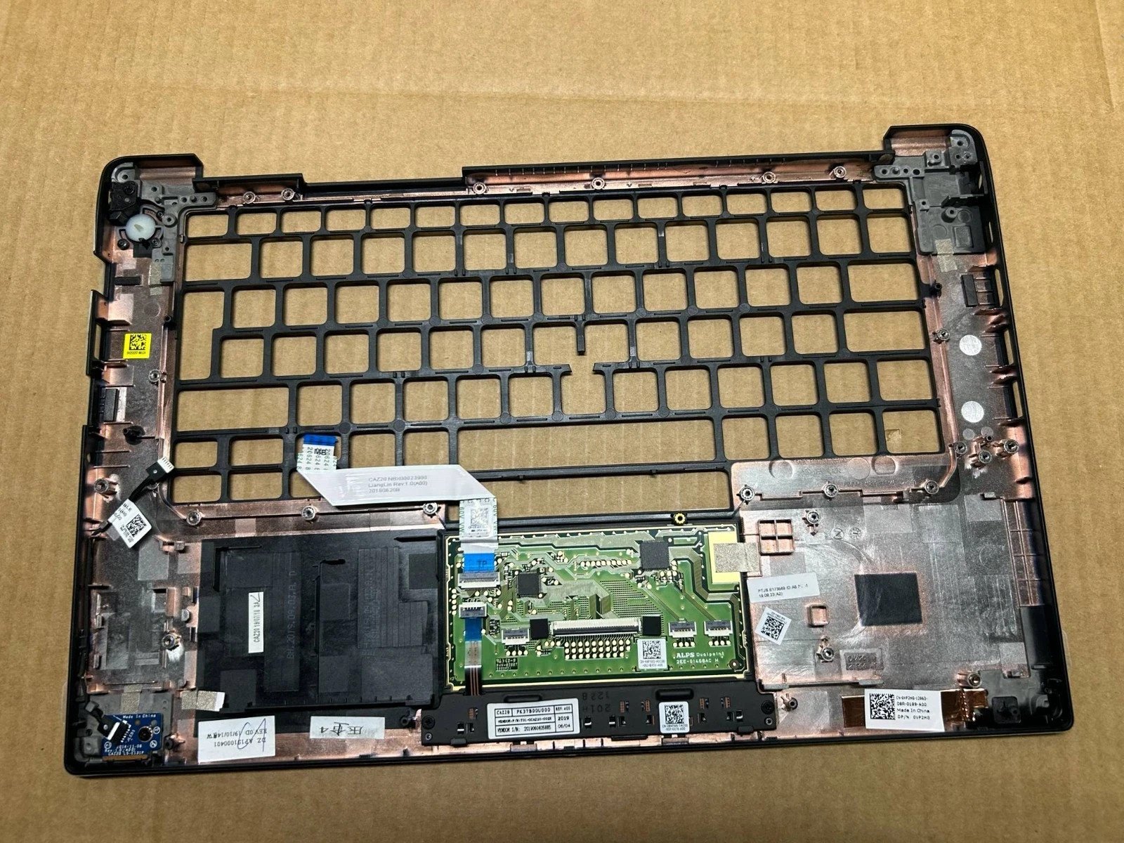 VP2HG Dell Latitude 7480 EMEA Palmrest Touchpad Assembly Dual-Point 0VP2HG W13 - Image 2