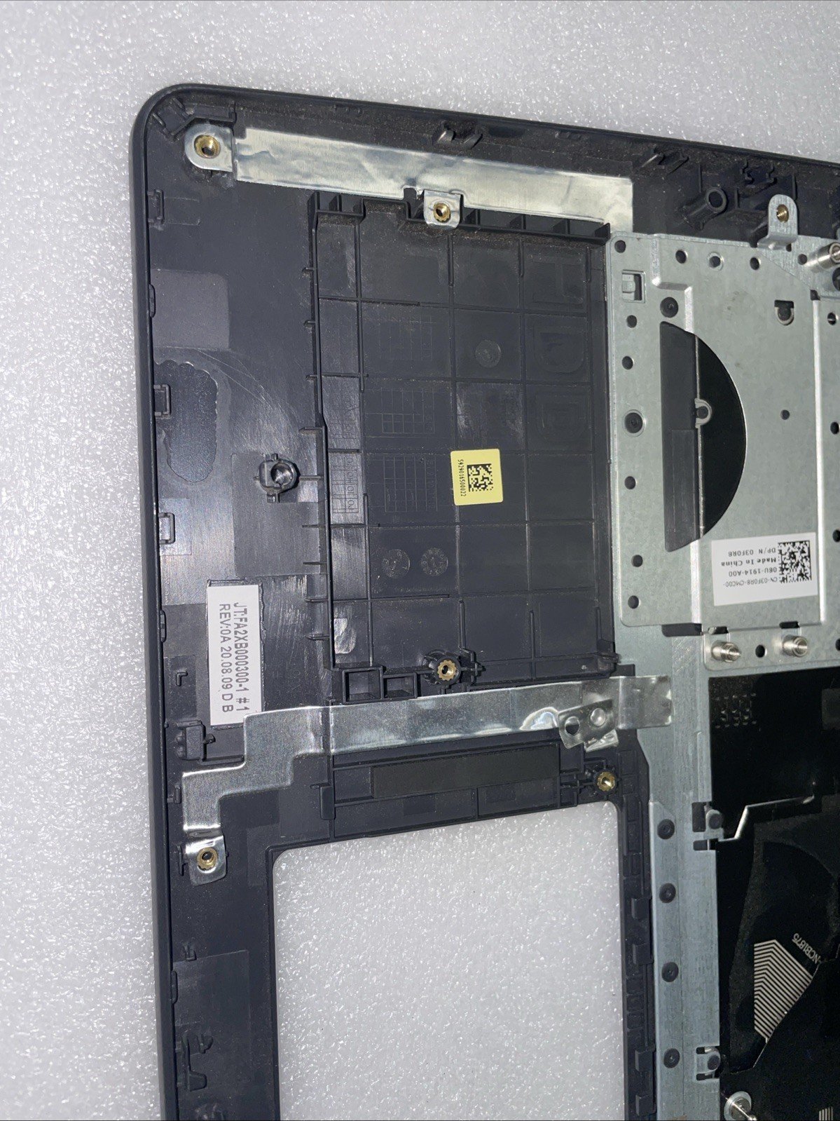 03F0R8 Genuine Dell Vostro 3400 / P132G Palmrest w/ Keyboard VC7NJ 3F0R8 - W14 - Image 5