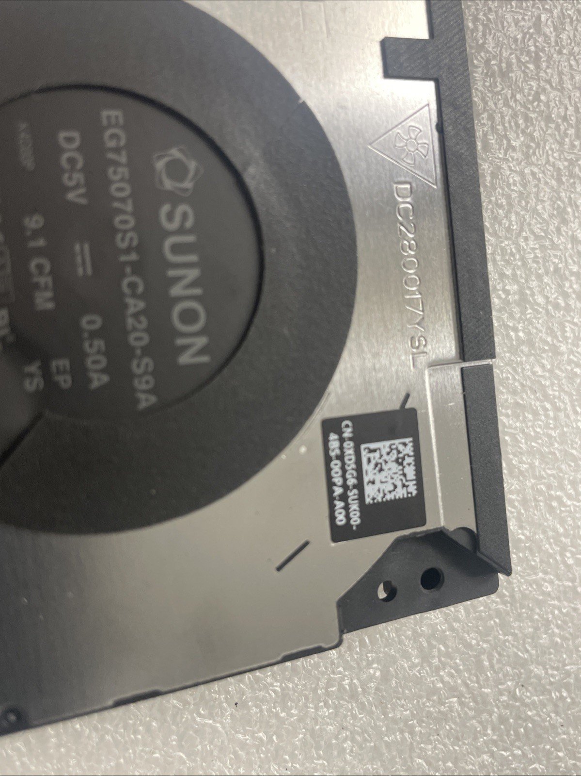 0XD5G6 Right-Laptop Cooling Fan for Dell Precision5690 M5690 WX3YR EG75070S-4w19 - Image 4