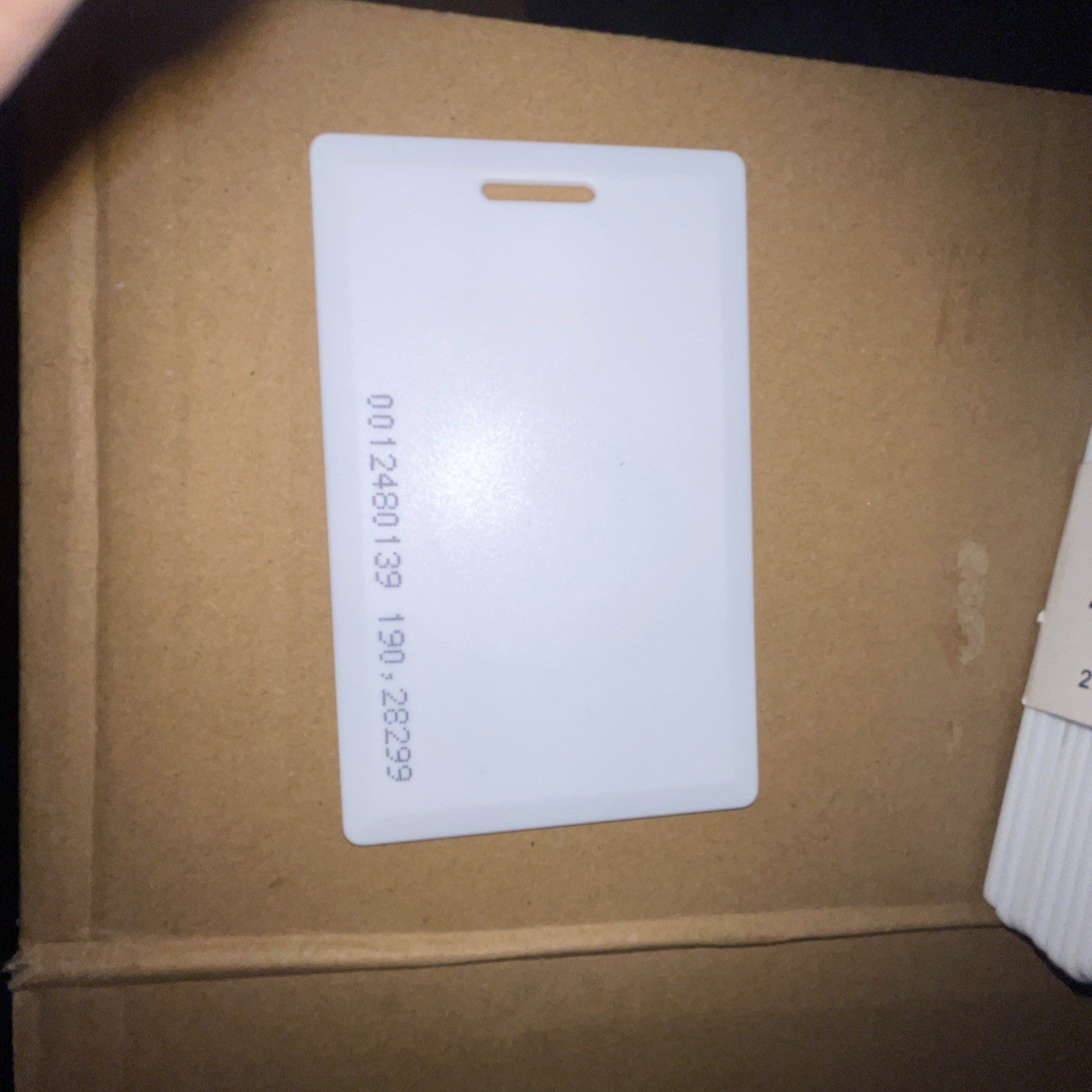 25pk CDVI PROXIMITY CARD STANDARD CLAMSHELL --s018 m1s5 - Image 2