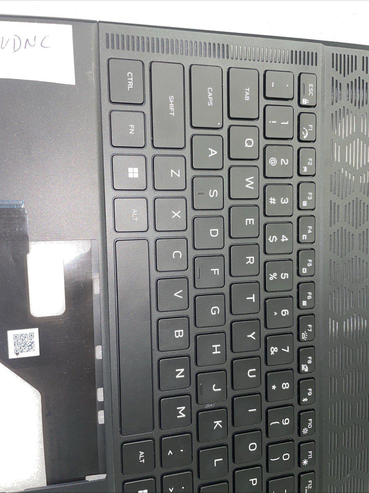 DVDNC Dell Alienware X14 R2 Palmrest US Backlit Keyboard 0DVDNC PTP9 W20 - Image 2