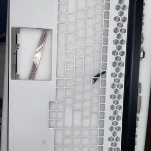 0KP6D Genuine Dell Alienware M17 R3 Laptop Palmrest Touchpad 00KP6D W20