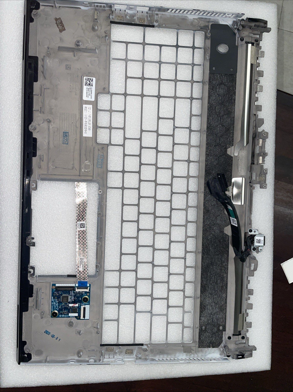 0KP6D Genuine Dell Alienware M17 R3 Laptop Palmrest Touchpad 00KP6D W20 - Image 3