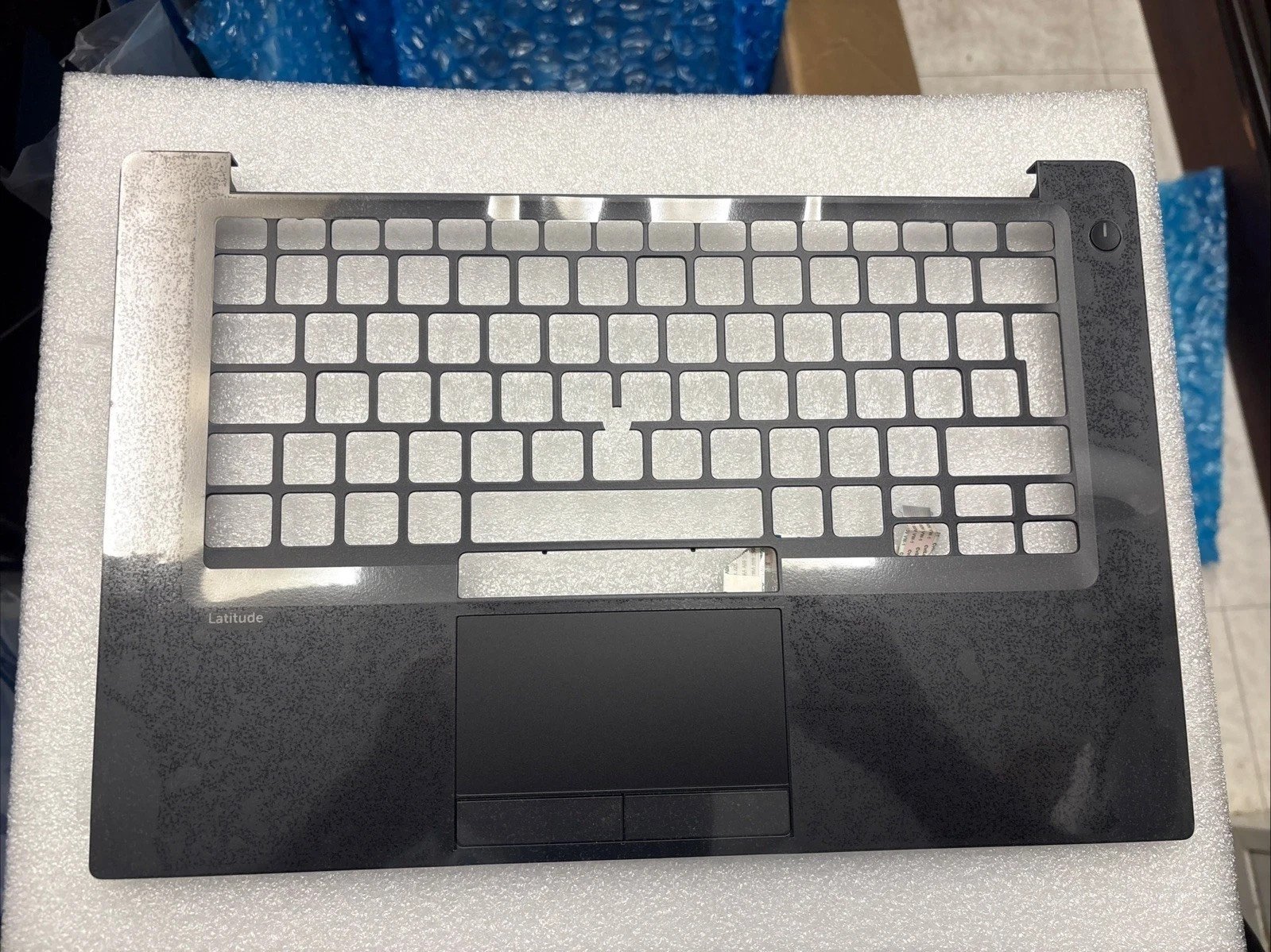 VP2HG Dell Latitude 7480 EMEA Palmrest TouchpadAssembly DualPoint 0VP2HG W13 - Image 2